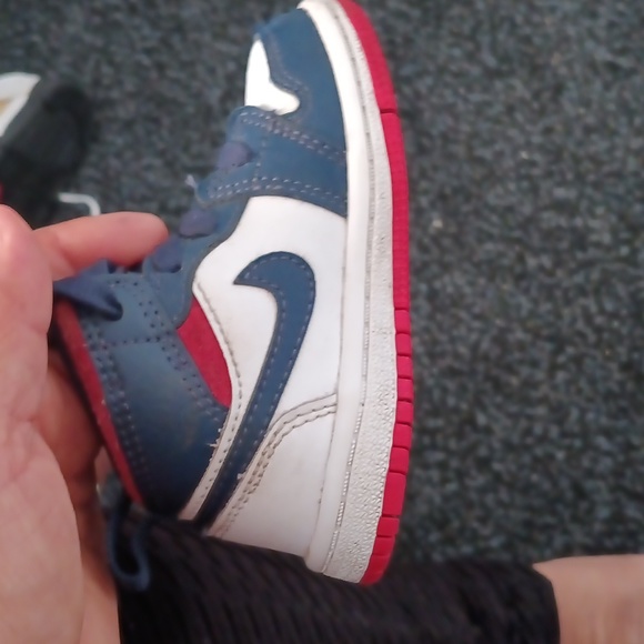 Jordan 1 - Picture 7 of 9